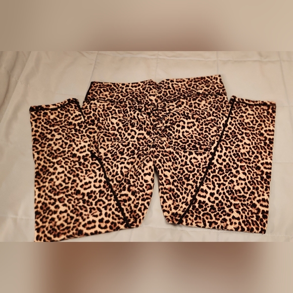ZYIA high rise leopard print leggings - Picture 3 of 7
